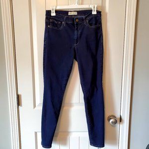 Gap 30R True Skinny Jeans